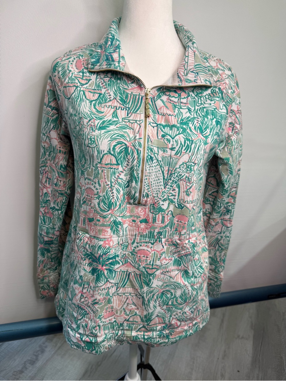 Lilly Pulitzer Size S Skipper Popover 1/2 Zip UPF 50+ Palm Pullover